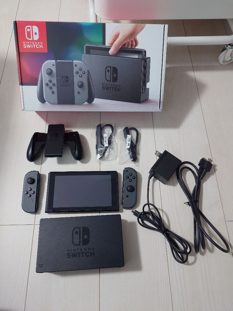 Nintendo switch　本体 セット 保護フィルム加工済み