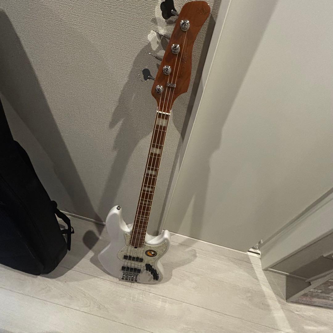 Sire ( サイアー ) V8 4st White Blonde