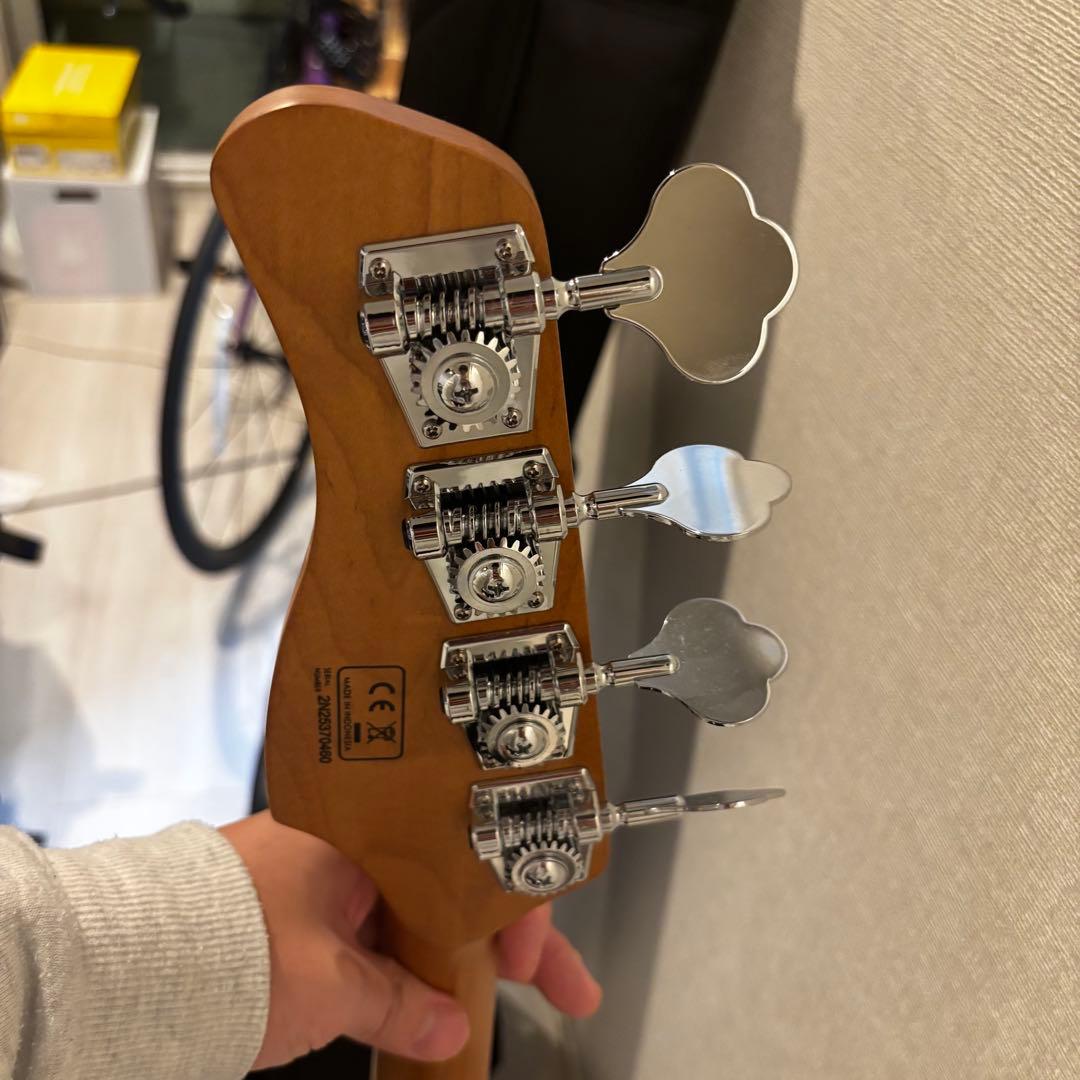 Sire ( サイアー ) V8 4st White Blonde