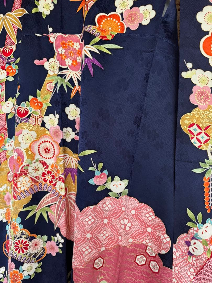 専用です　4点セットLサイズ松竹梅に牡丹菊模様刺繍振袖(684)