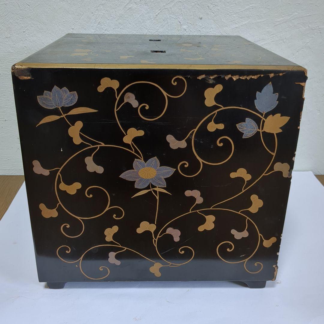 漆鏡箱　鉄線紋様　漆塗り小引き出し　レトロ