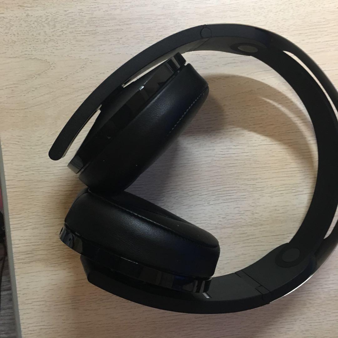 PS4のワイヤレスヘッドセット