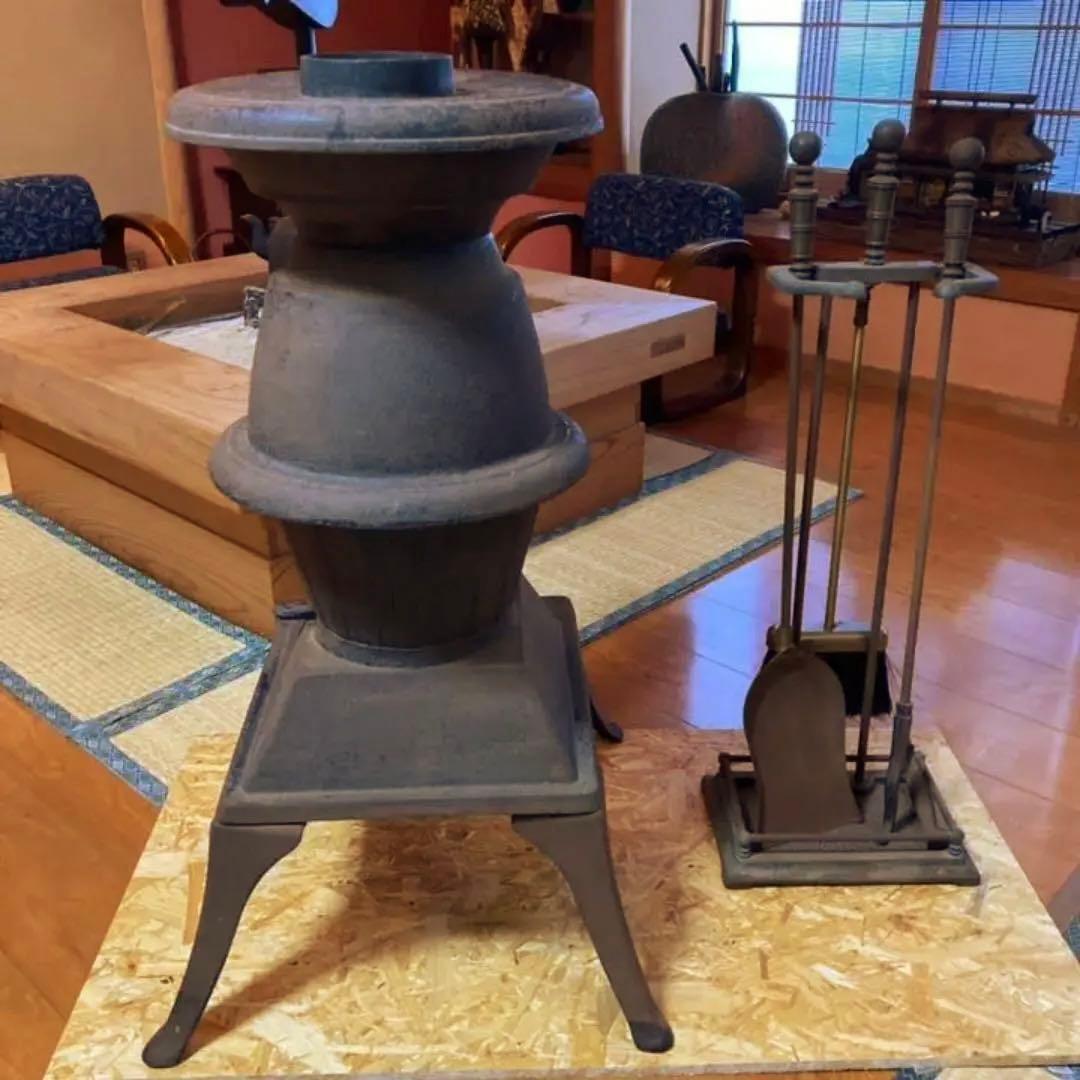 古い薪ストーブ だるまストーブ 鋳物 鉄製 暖炉 置物 レトロ ヴィンテージ