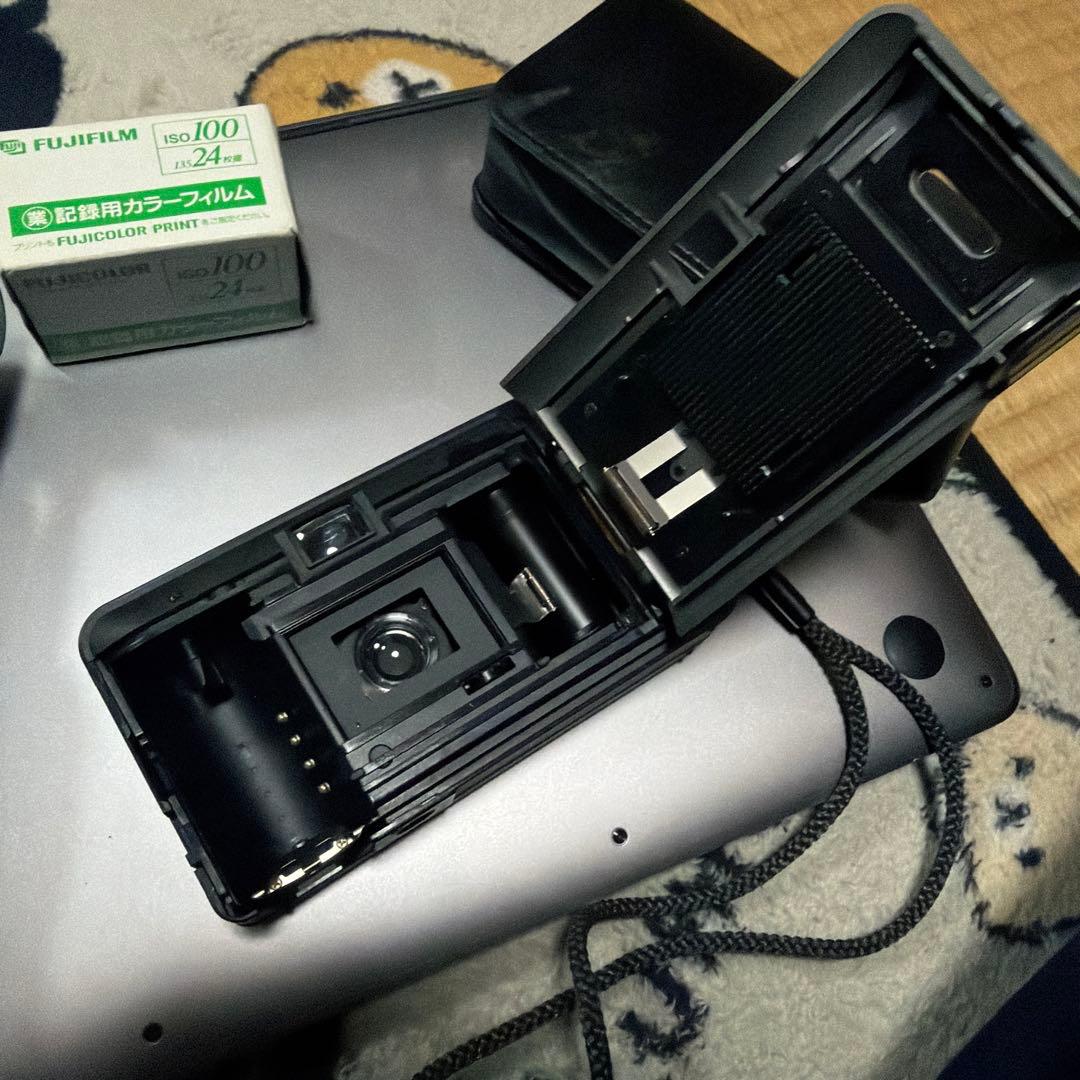 Konica Big mini コンパクトカメラ ケース、3脚、フィルム付き！