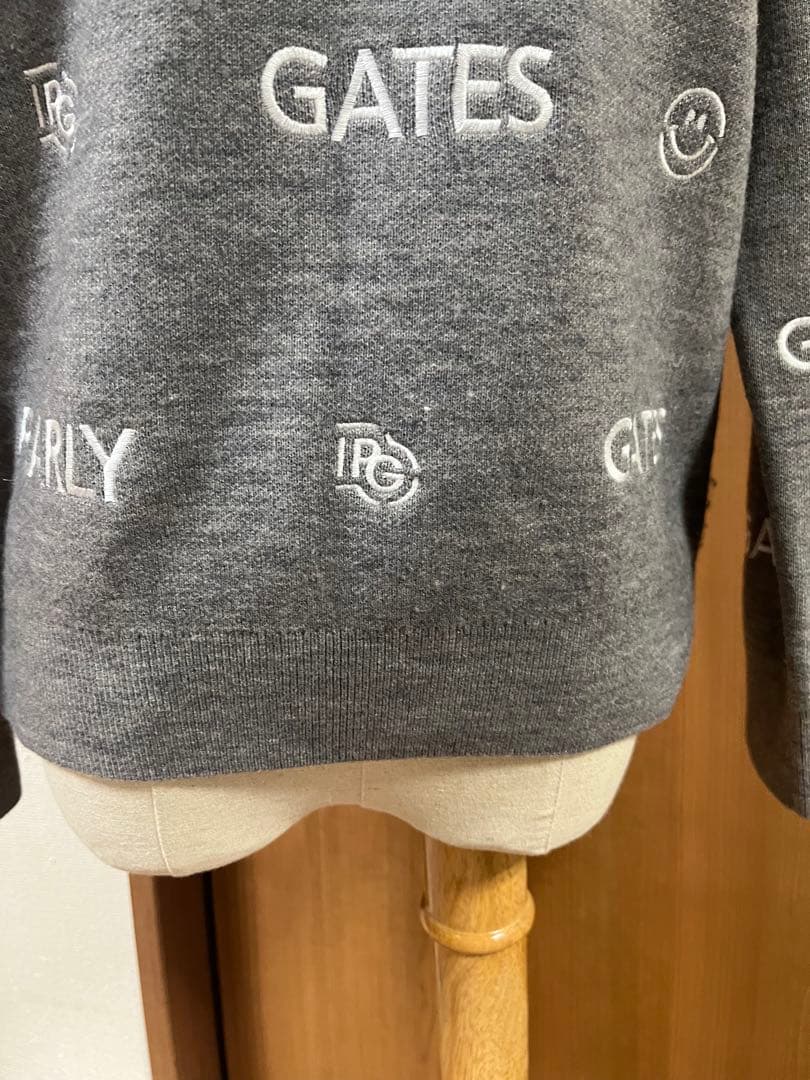 PEARLY GATES ロゴ入りセーター グレー　レディースサイズ0