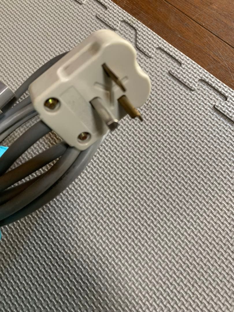 【動作未確認】東京ハイパワーのHL-1KFXソリッドステートHFリニアアンプ