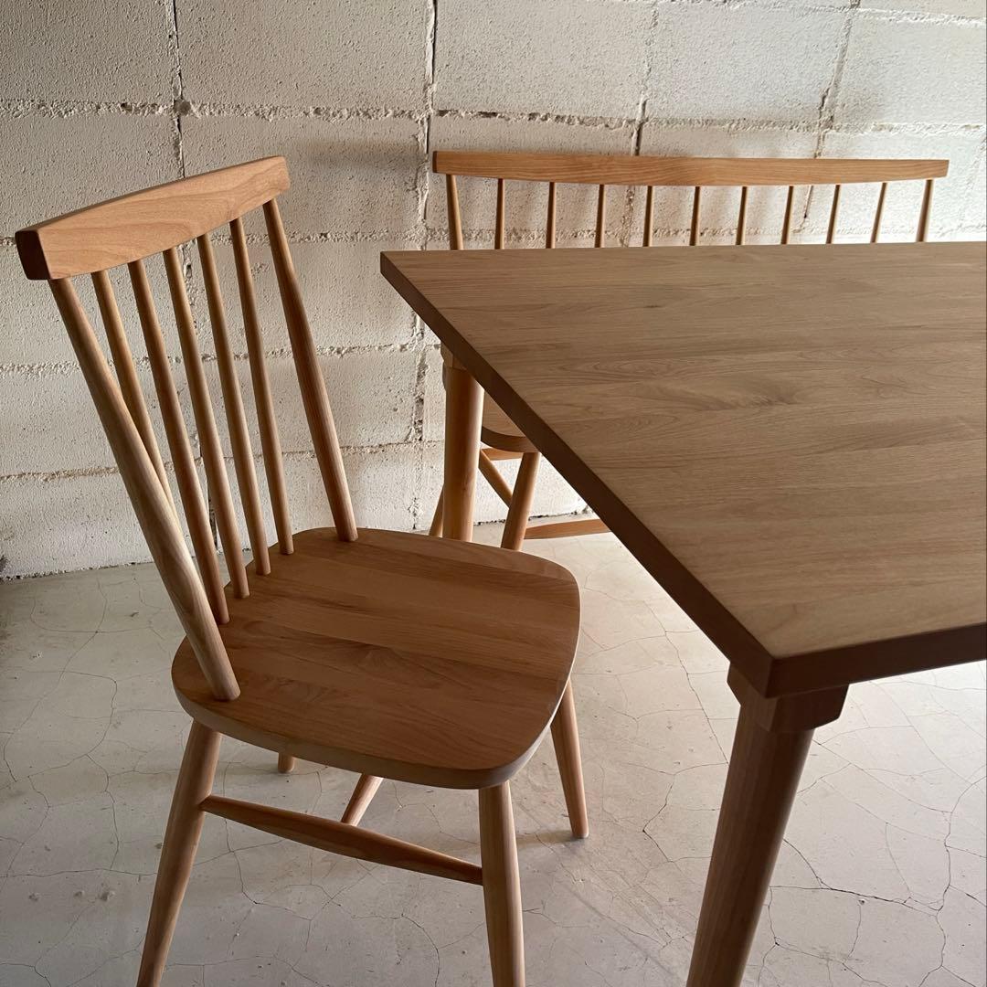 美品　MOMO NATURAL モモナチュラル　ダイニングテーブル　アルダー無垢