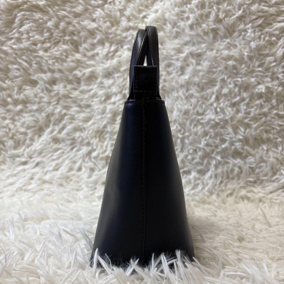 美品　BURBERRY バーバリー ハンドバッグ 横長 ノバチェック 本革 黒