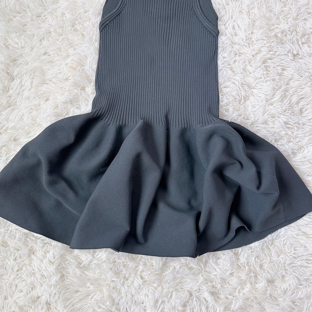 ETRE TOKYO エトレトウキョウ　ペプラムヘムニットタンクトップ