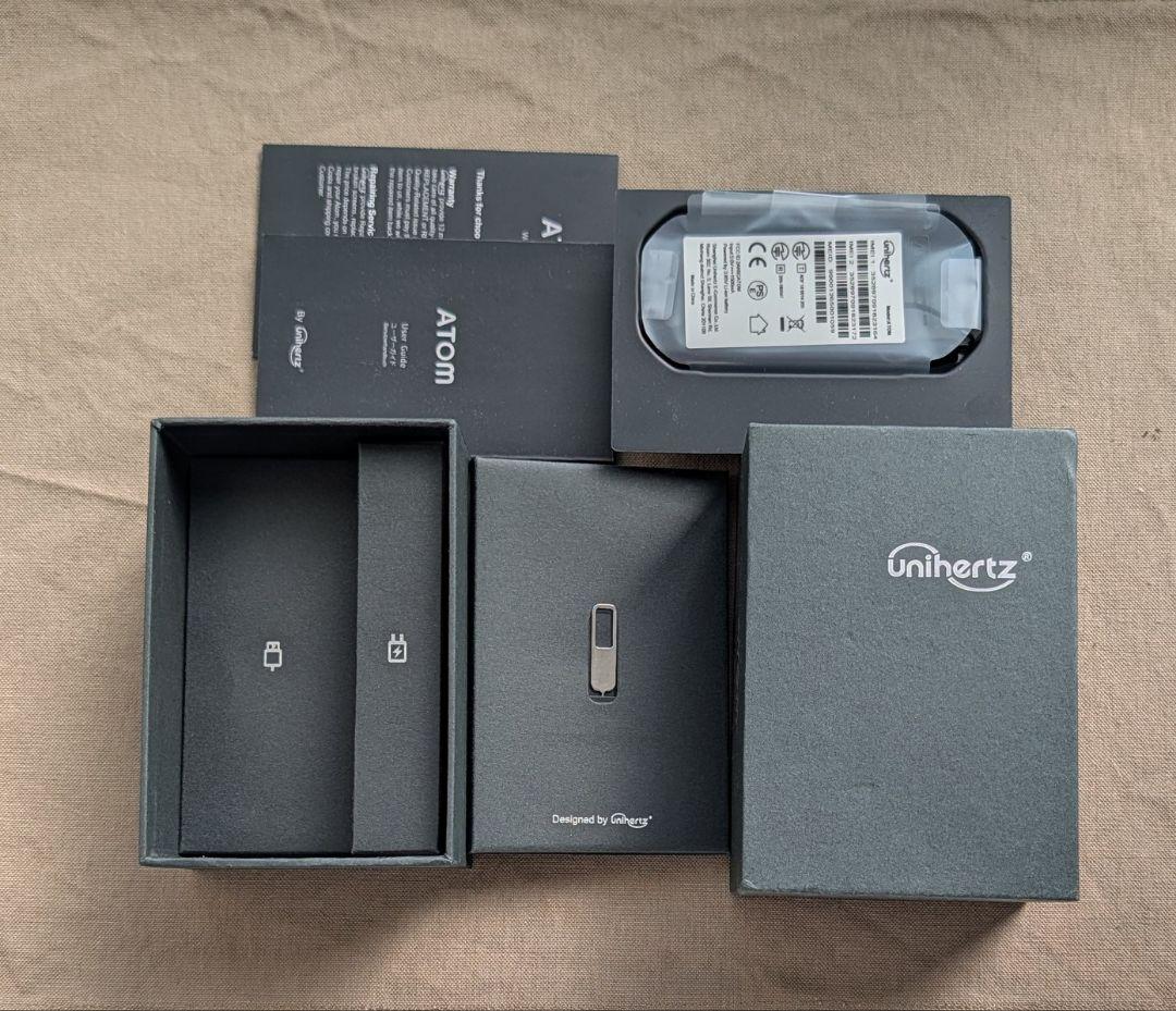 美品 Unihertz Atom 付属品完備