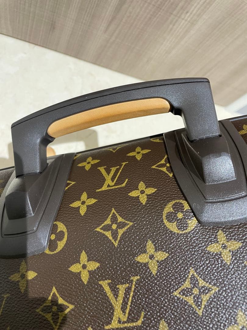 Louis Vuitton モノグラム ペガス55キャリーケース