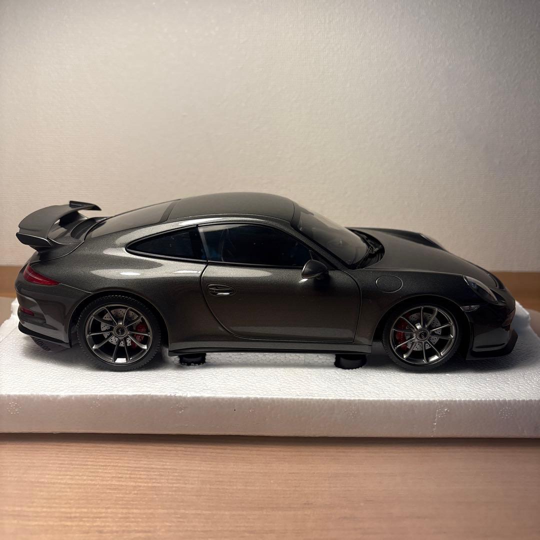ミニチャンプス　ポルシェ911 991 GT3 1/18 ミニカー　グレー