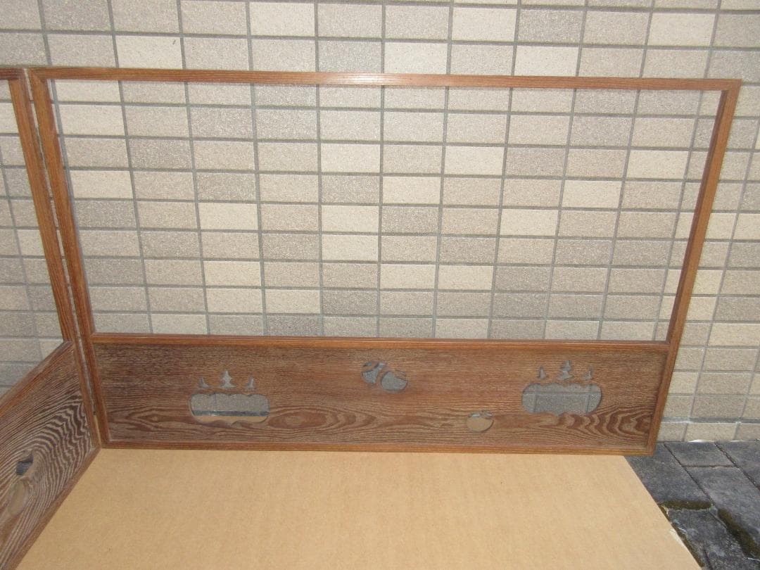 送料込【逢絢亭】茶道具 風炉先 女桑 つぼつぼ桐透かし 木製 紙箱入り