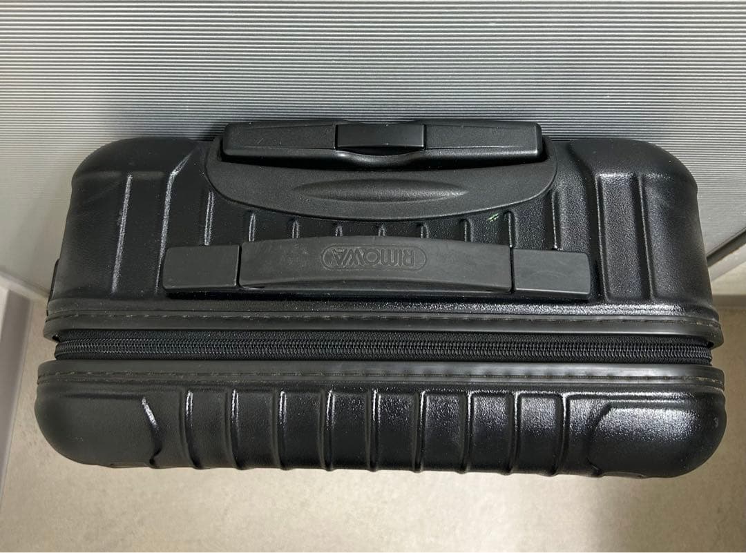 リモワ サルサ 35L 機内持ち込み 2輪 TSAロック マットブラック