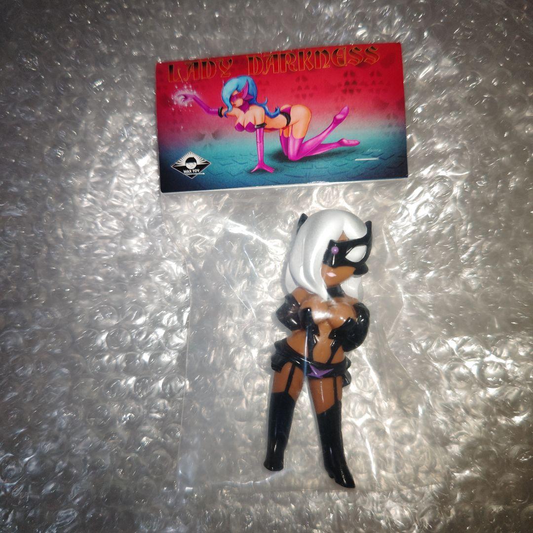 MAXTOY　レディ　ダークネス　ソフビ　未開封