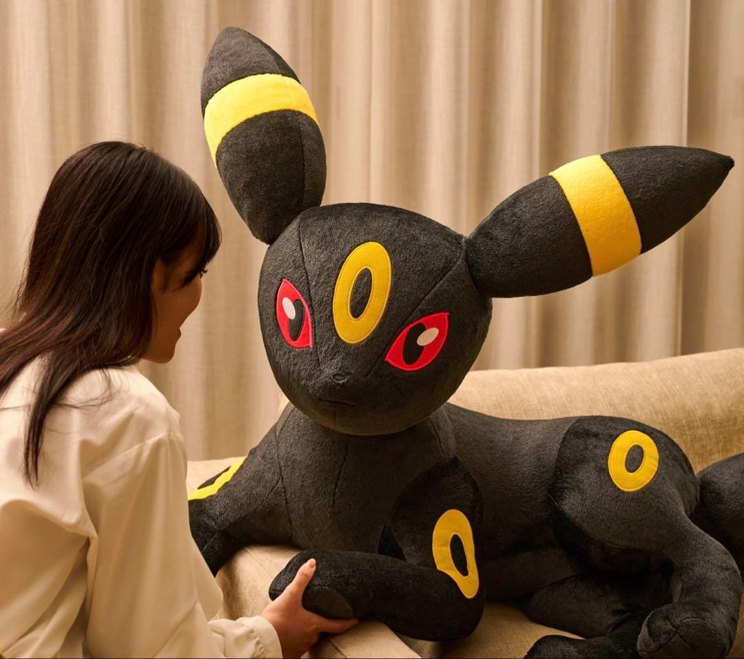 ポケモンセンター　新品★等身大ブラッキー 寝そべり