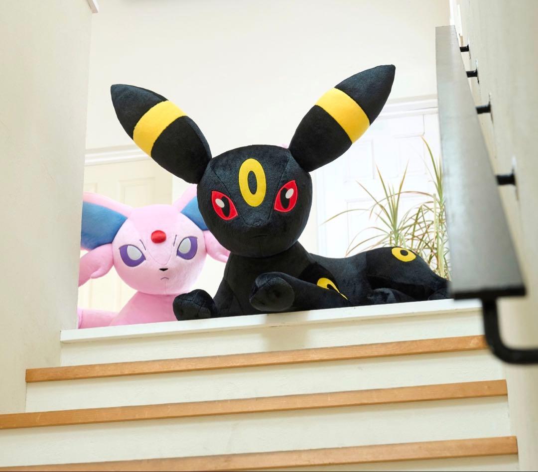 ポケモンセンター　新品★等身大ブラッキー 寝そべり