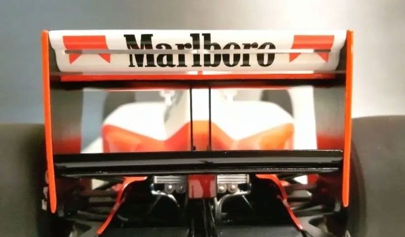 オートアート 1/18 F1 マクラーレン MP4/6 ホンダ A.セナ　専用