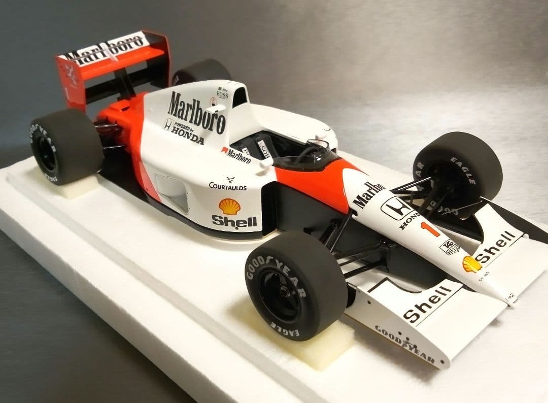 オートアート 1/18 F1 マクラーレン MP4/6 ホンダ A.セナ　専用