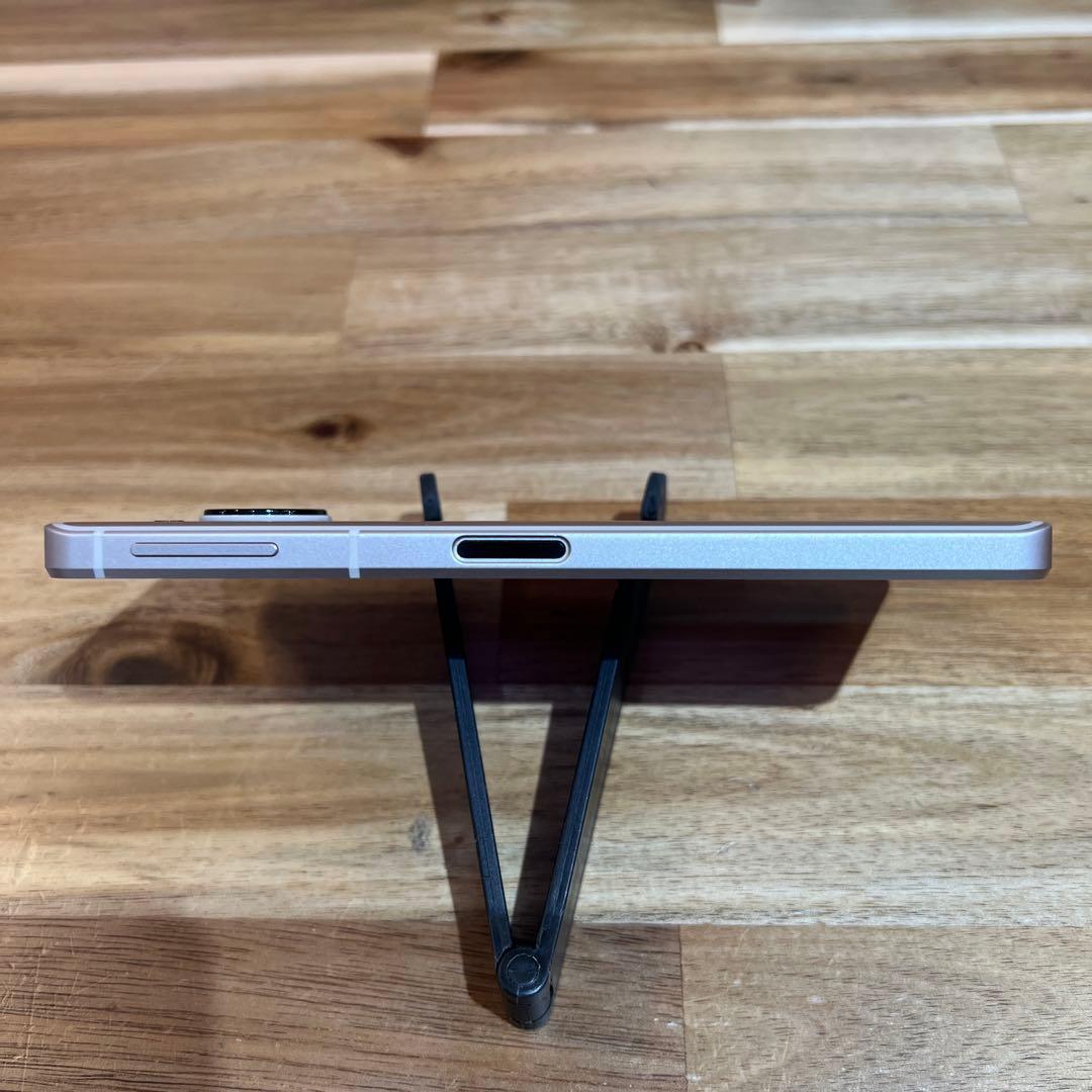 C826 au SIMフリー AQUOS sense8 SHG11