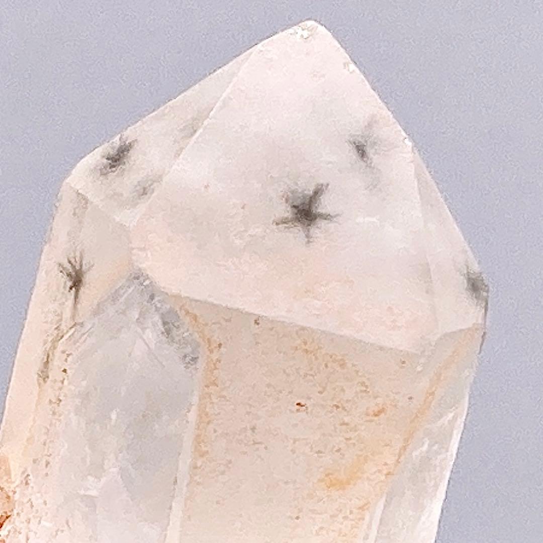 1*E様 ホーランダイトインクォーツ　星入り水晶　クォーツ　原石　鉱物標本　天然