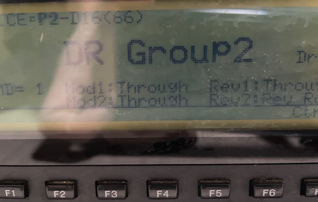 Yamaha TG77 シンセサイザー