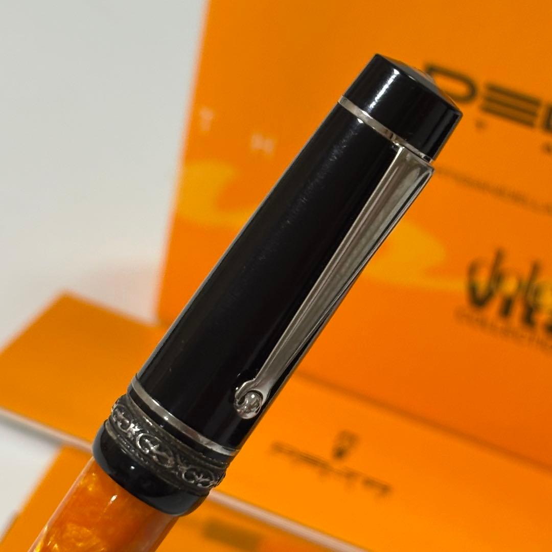 DELTAデルタ　ドルチェビータ　ミディアム　ボールペン