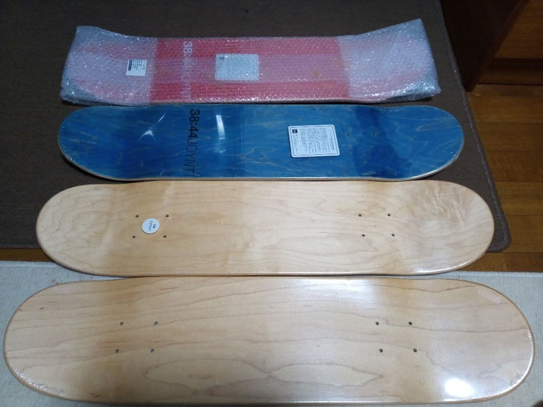 スケートボードデッキ　4本まとめ売り　新品　7.5　7.62