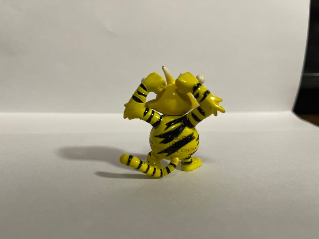 【超希少　レア物】モンコレ　エレキッド　エレブー　初期　フィギュア　ポケモン