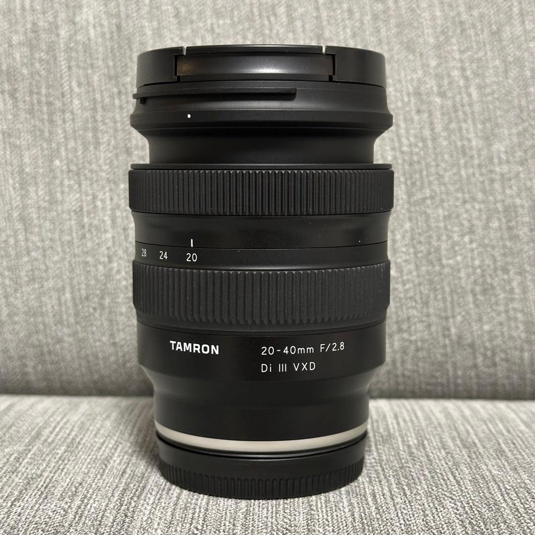 【タイムセール】カメラレンズ 箱付き TAMRON 20-40mm F/2.8