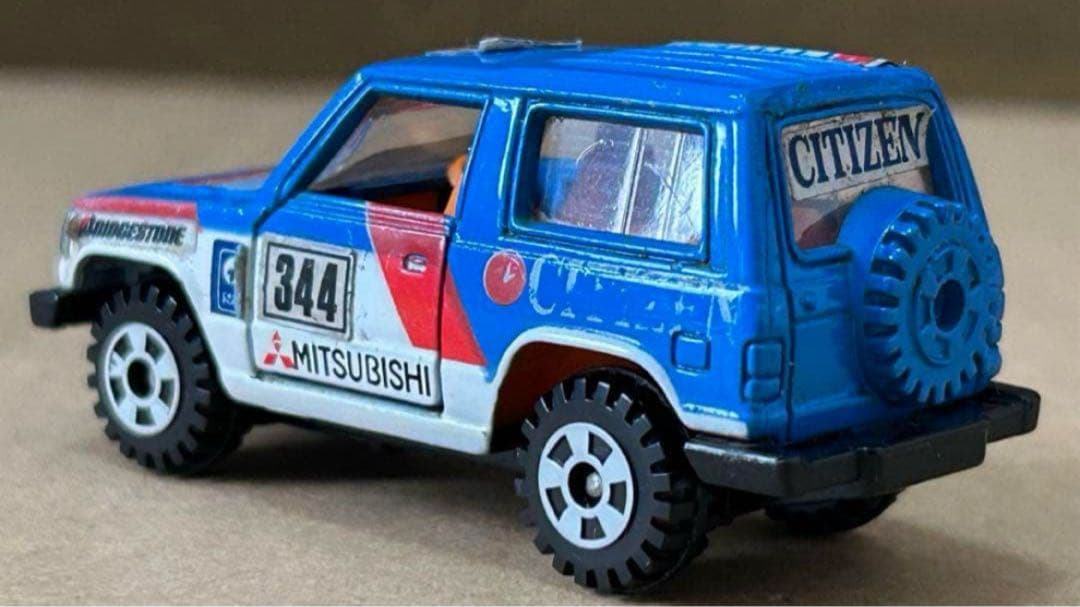 トミカ 三菱 パジェロ CITIZEN