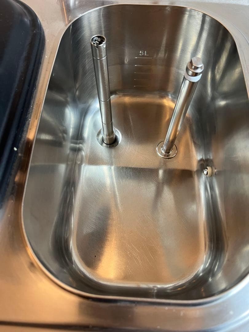 ジャンク品　引き取り限定　ニッセイ　CI-6563WE ソフトクリームサーバー