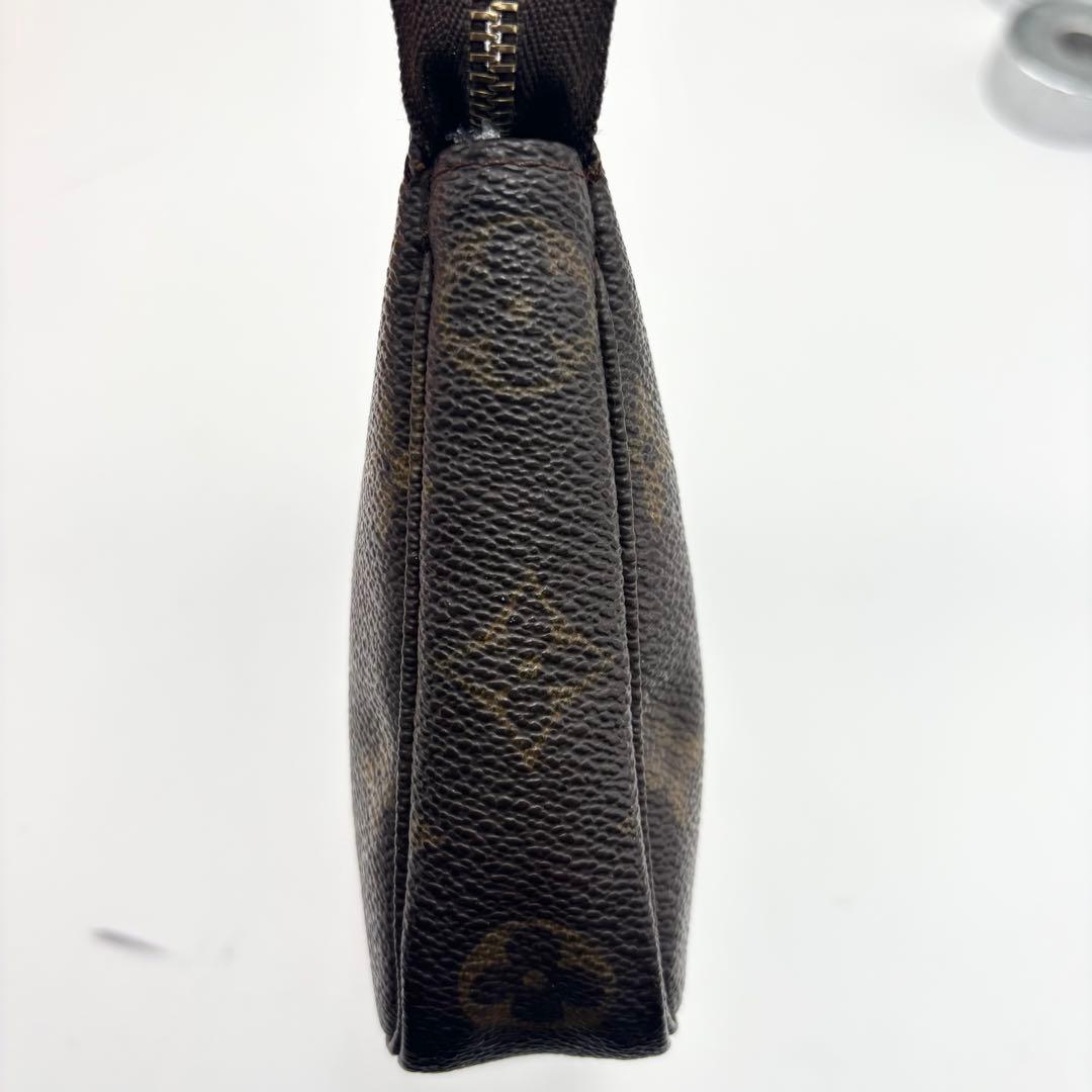 ルイヴィトン 　ポシェット アクセソワール アクセサリーポーチ ハンドバッグ