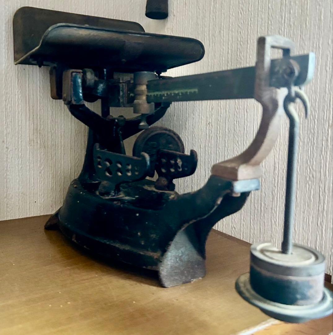 希少・昭和レトロ【ヴィンテージ天秤（はかり）】