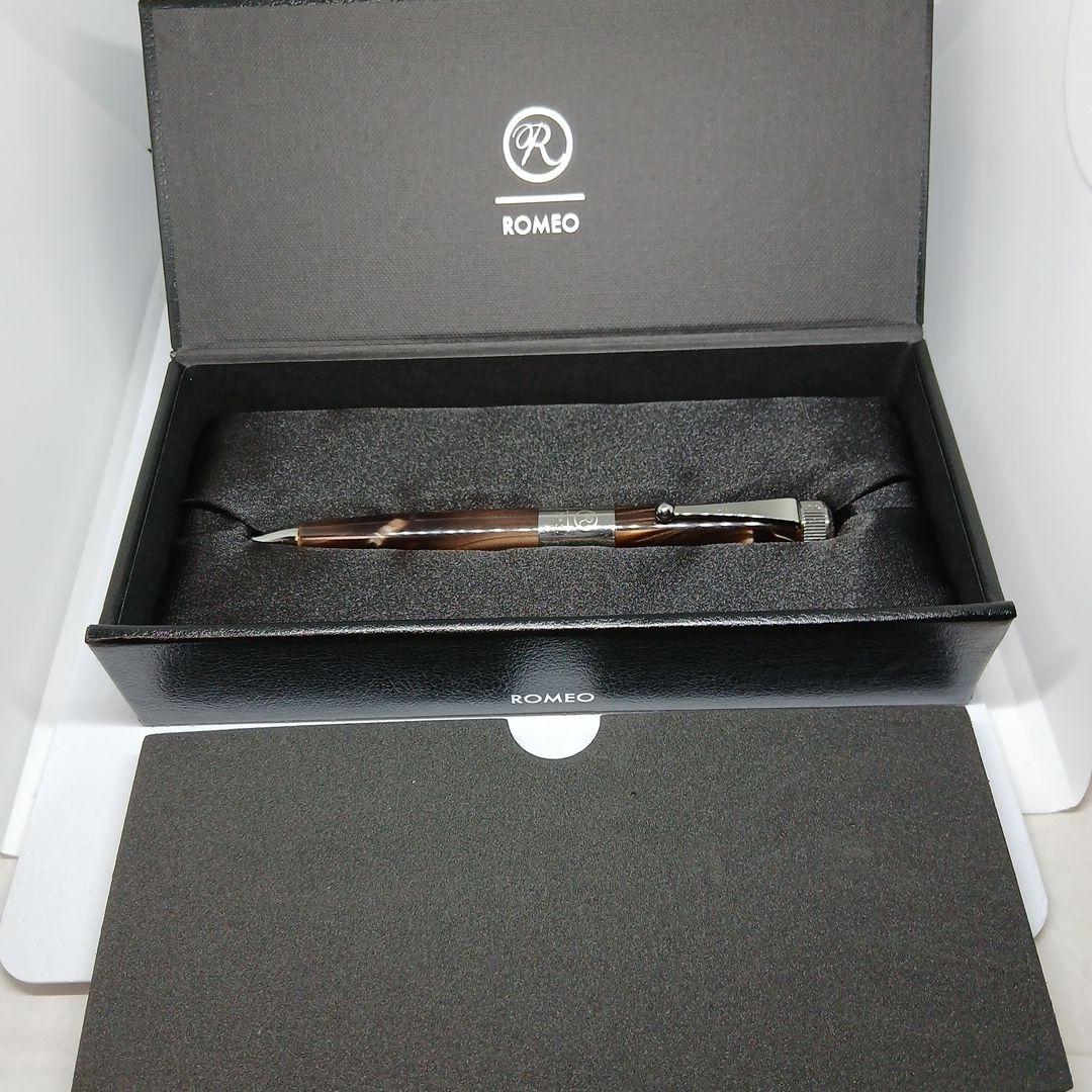 ROMEO No.3　イタリアングレイ　ボールペン 太軸