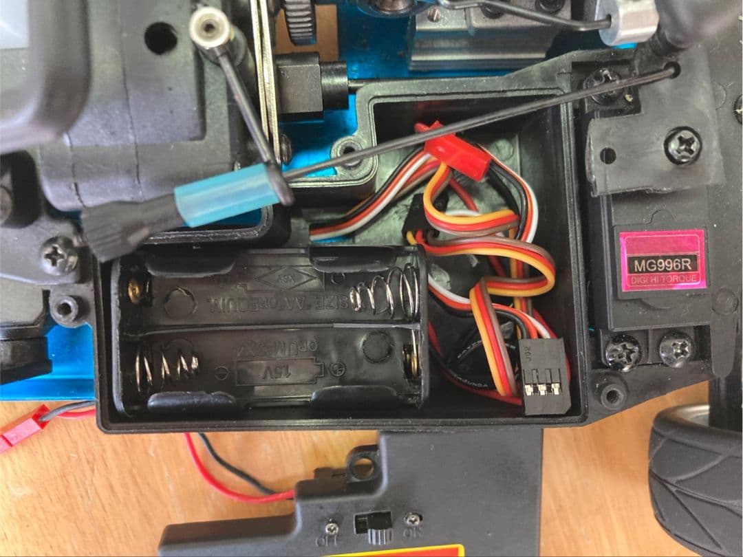 エンジンラジコンカー 4WD 1/10 オンロードタイプ オマケ多数