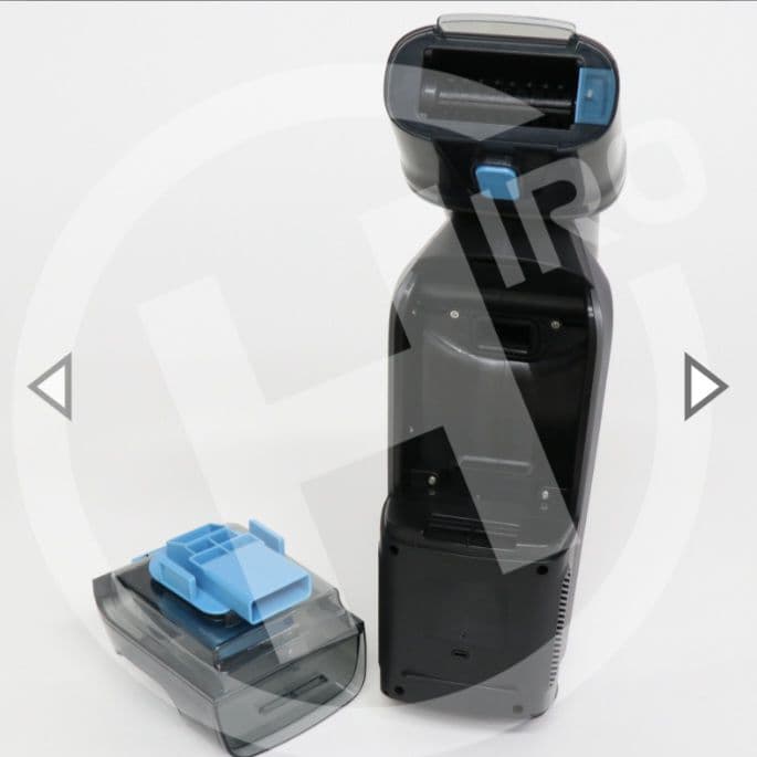 【新品】コードレス・スプレーバキュームクリーナーコードレスなので、どこでも楽々