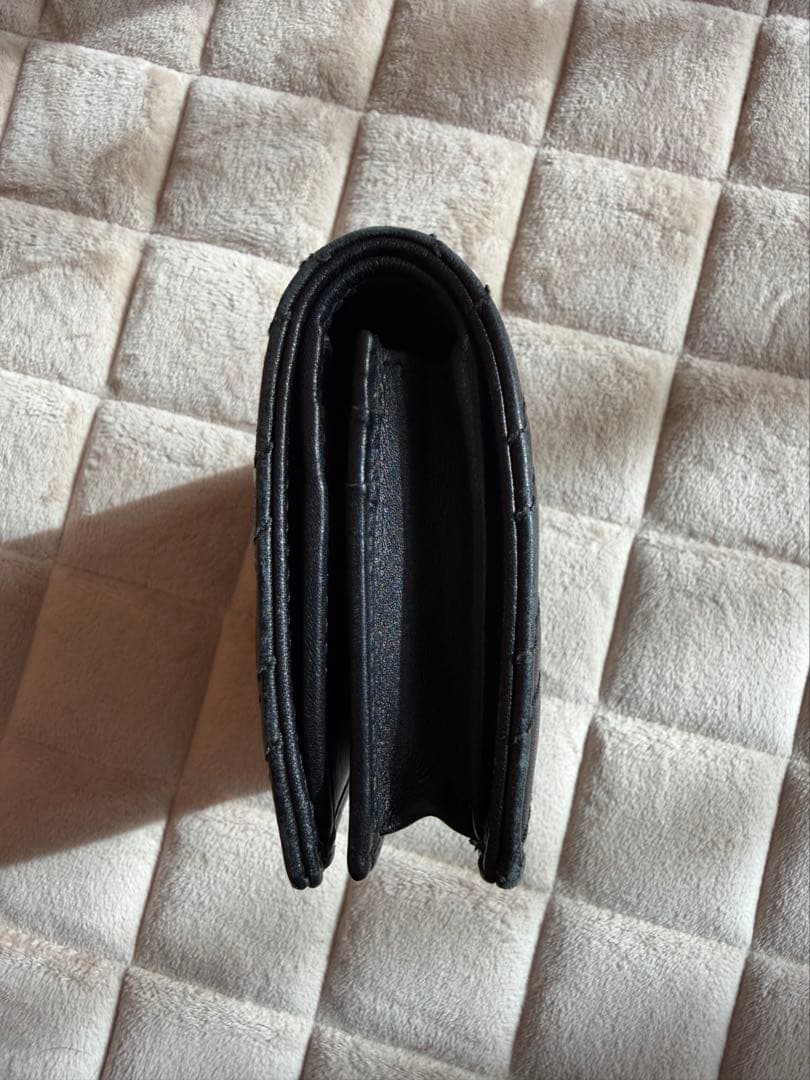 GUCCI ブラック 二つ折り財布 キルティング