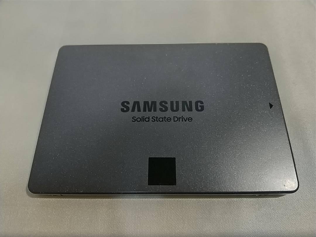 【動作確認済】SAMSUNG 860 QVO 1TB 2.5インチ SSD