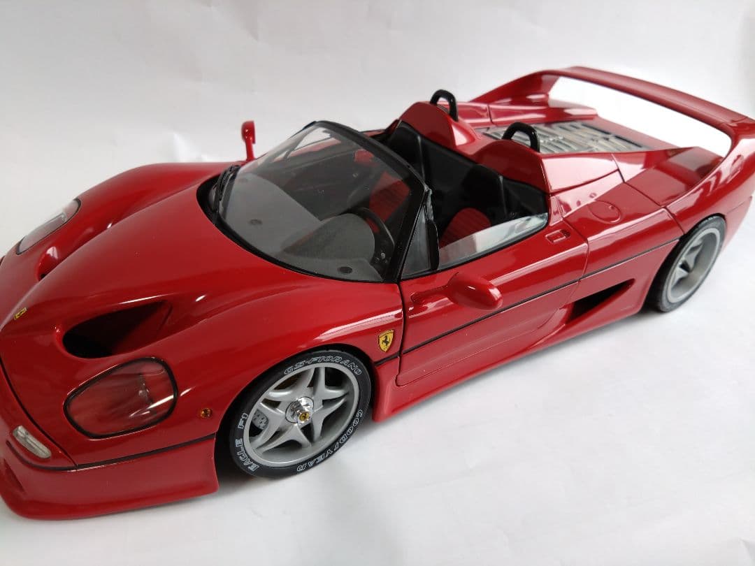 フェラーリ F50 セミアッセンブルドダイキャストモデル　1/12