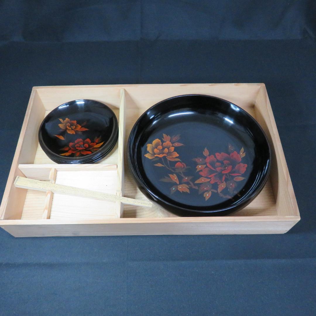 菓子盆 銘々皿 螺鈿 箸 木箱 共箱 漆器 花文様