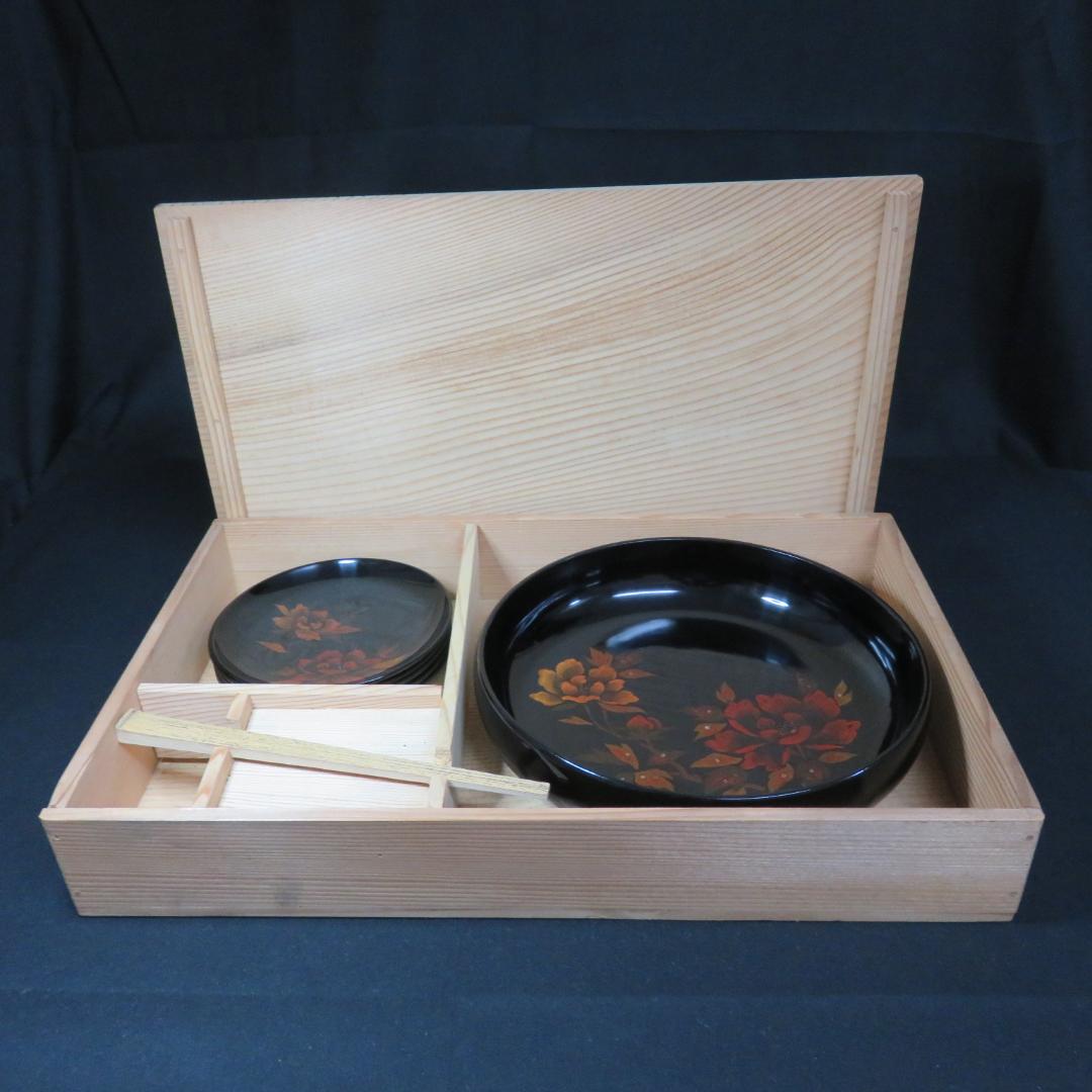 菓子盆 銘々皿 螺鈿 箸 木箱 共箱 漆器 花文様