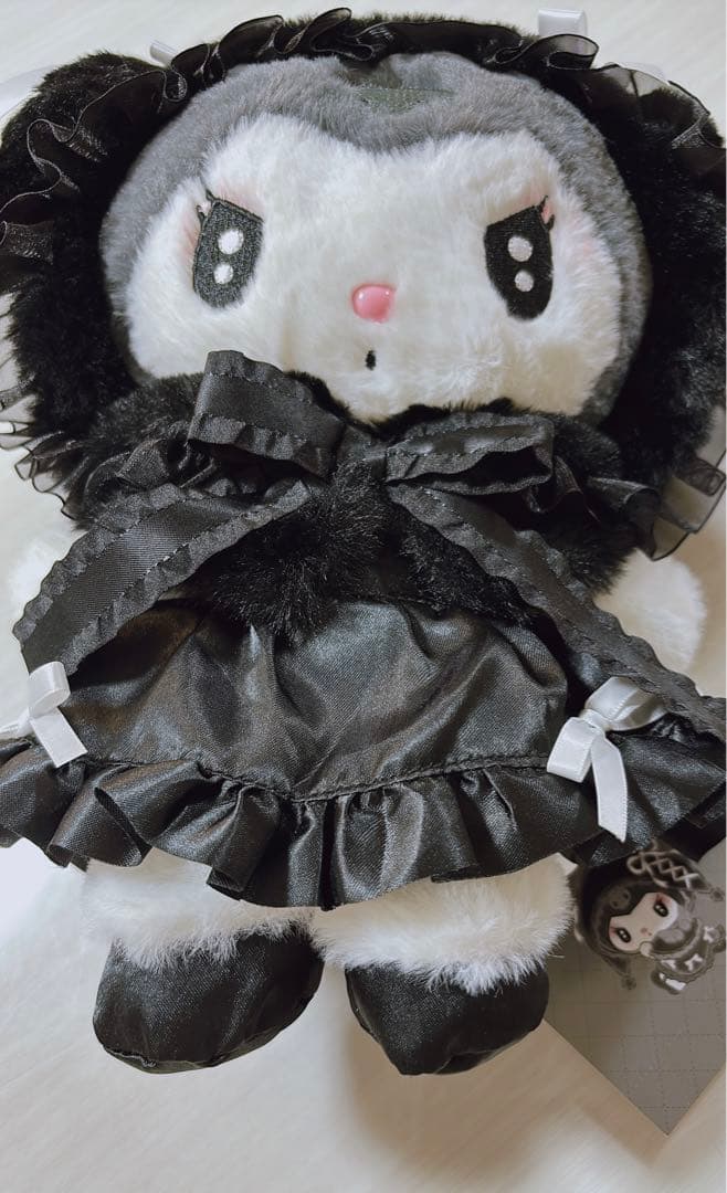 匿名配送❣️サンリオ　クロミ　月夜のメロクロ　ぬいぐるみ　大サイズ