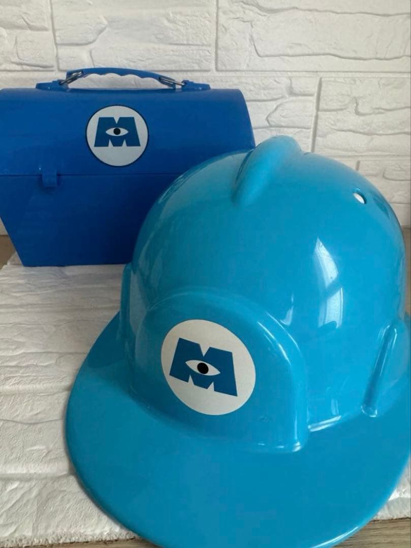 ディズニーオンアイス▪︎モンスターズインク▪︎ヘルメット ＆ 工具箱