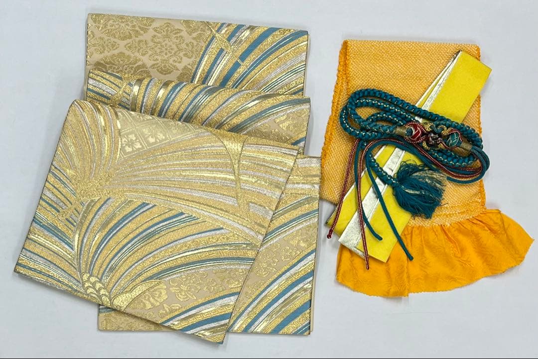 振り袖　フルセット　別誂長襦袢付　成人式　 金彩加工　刺繍入り　632