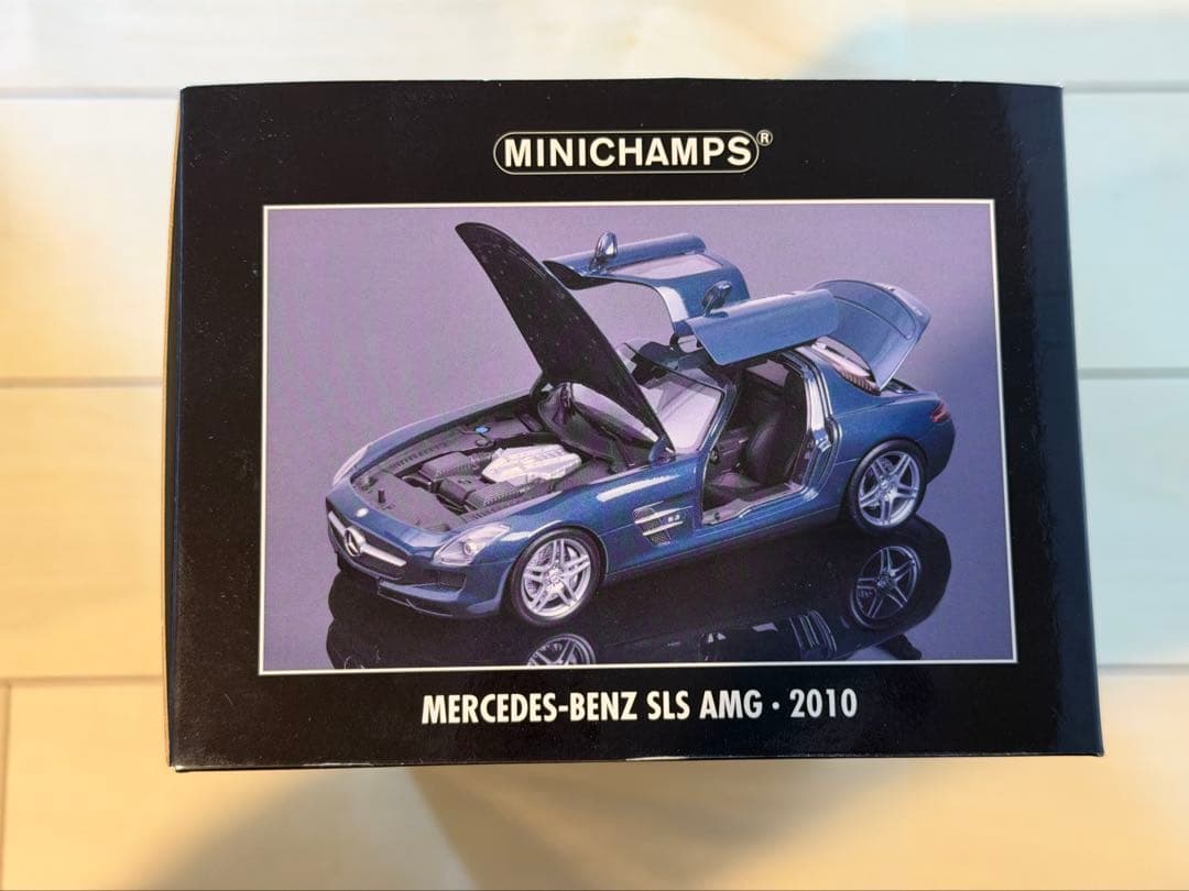 ミニカー Minichamps 1/18 Mercedes Benz SLS AMG