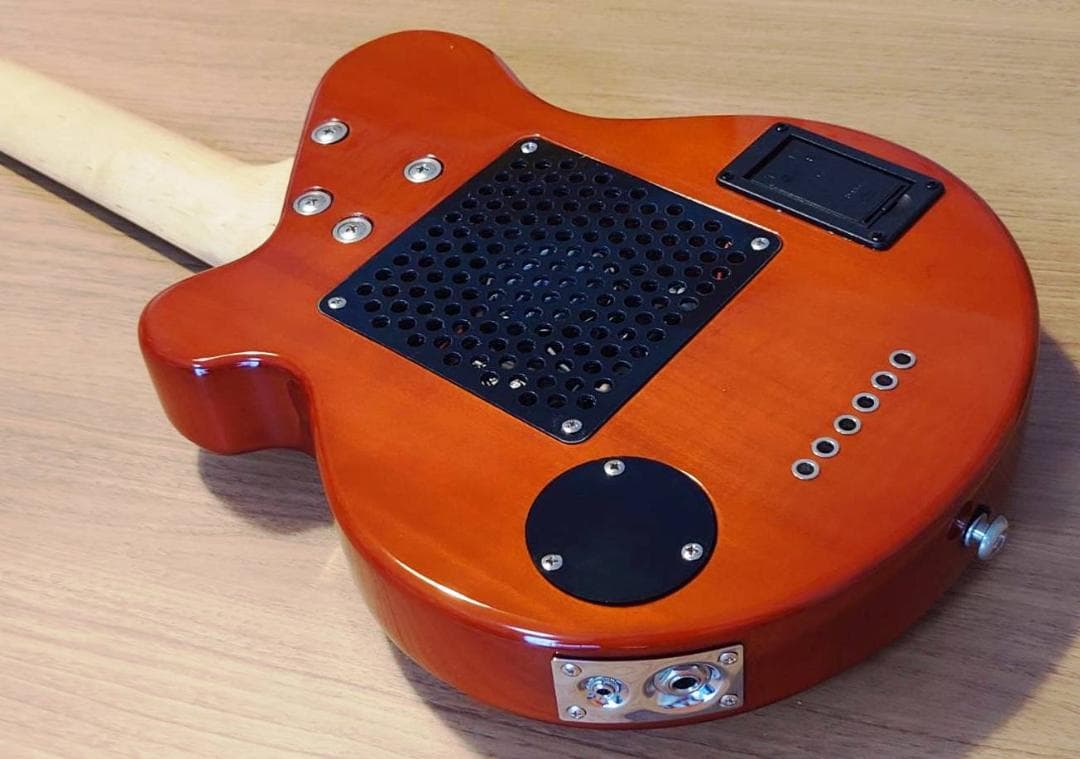 Pignose PGG-200 FM　スピーカー内蔵ギターのベストセラー！！