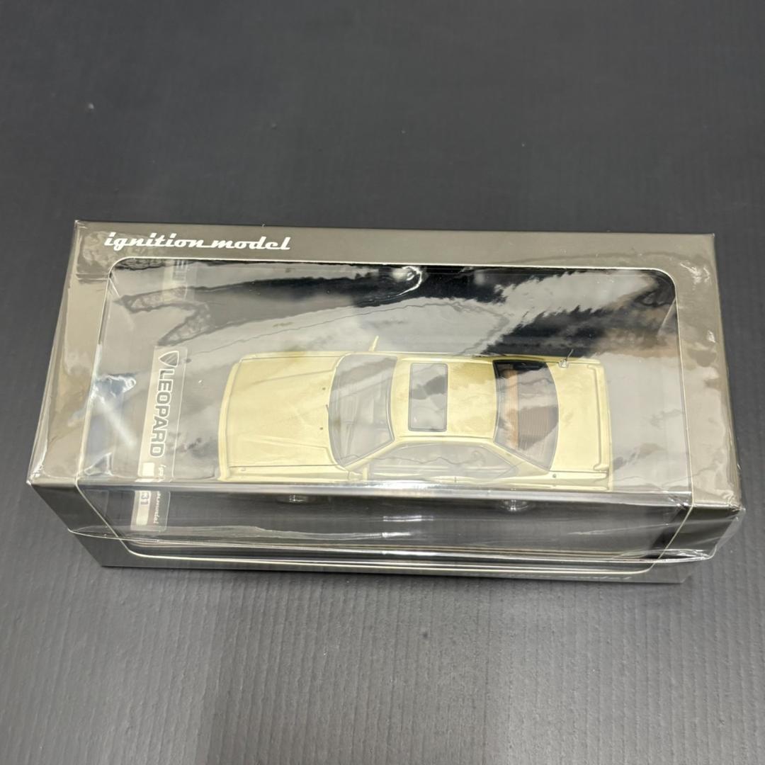 △11239　未使用品　 日産　レパード　ミニカー