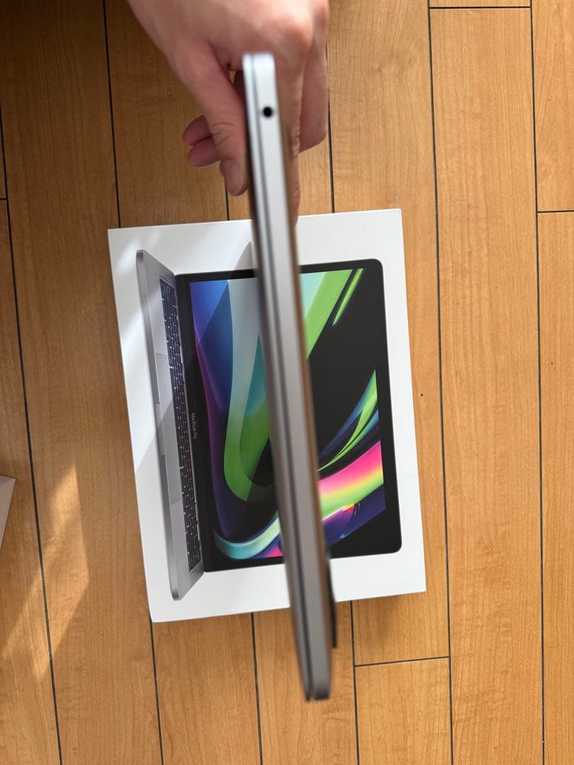 MacBook Pro 13インチ M1Pro 16GB 256GB