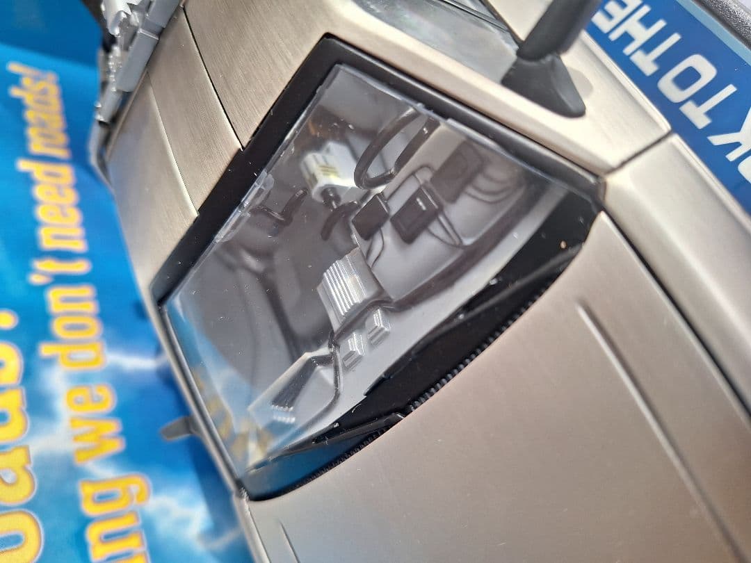 バック・トゥ・ザ・フューチャー Part2 デロリアン 1/24